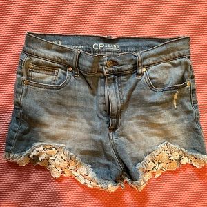 Hi-rise CP Jean Shorts, 9